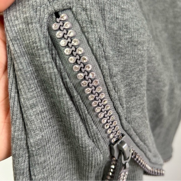 CBR Beaded Off Shoulder Sweater Size Large - Picture 5 of 10